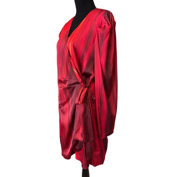 SOCIALITE ~ Fall Women's Red Ombre Stripe Long Sleeve Satin Wrap Dress Size XL - Picture 6 of 9